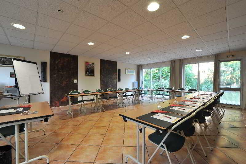 The Originals City, Hotel Nimes Costieres, Ex Inter Hotel Екстер'єр фото